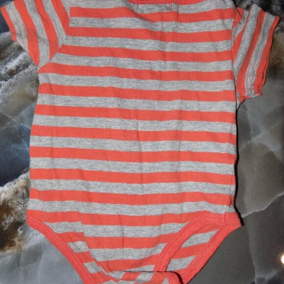 7 For All Mankind Orange/Gray Striped Snap Tee Size 6-9 Months - Picture 3 of 3